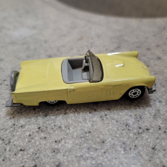 1996 Hot Wheels ’53 Thunderbird & 1989 Matchbox 1957 Thunderbird - Picture 9 of 13